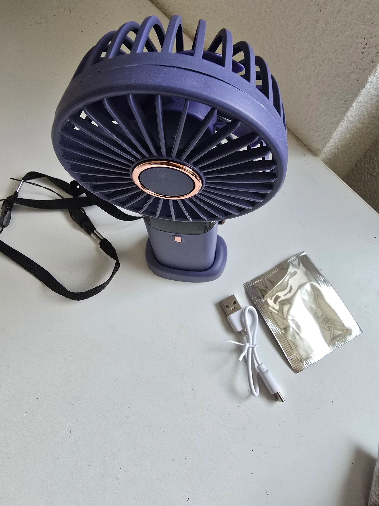 Ventilador Mínimo Portátil Recarregável com Carregamento USB – photo 4